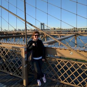 Meet your Posher, Tsiala